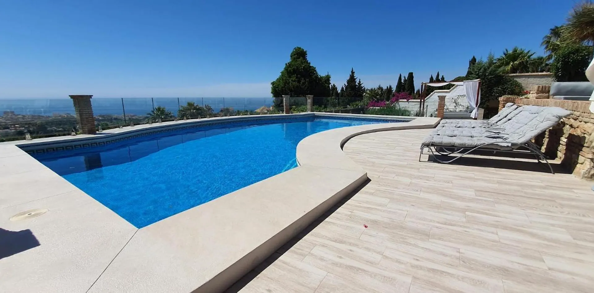 Villa De Lujo En Malaga Benalmádena 0*,